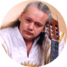 Олег Атаманов