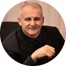 Александр Гусев