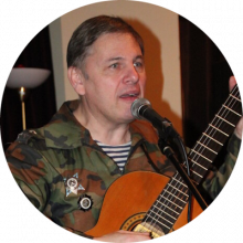 Михаил Михайлов