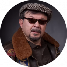 Петр Сухов